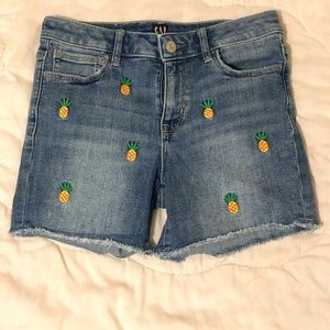 GAP Denim Pineapple Stretch Midi Short
